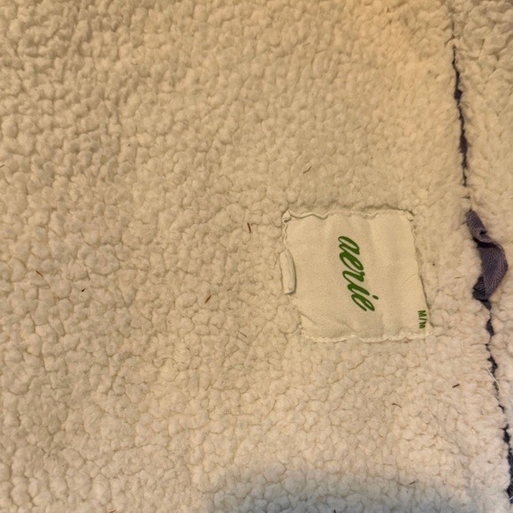 Aerie Gray Quilted Puffer Jacket - Picture 2 of 3